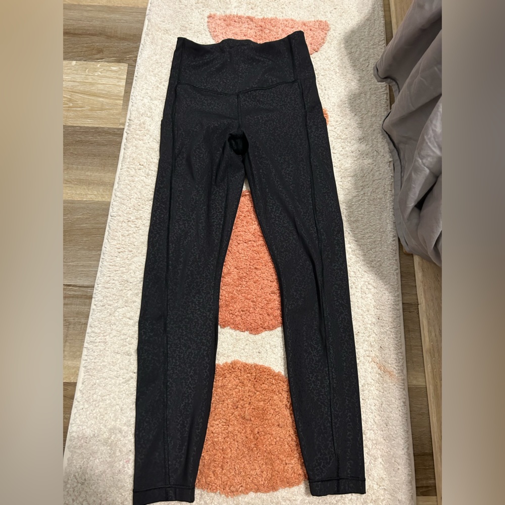 Athleta leopard leggings